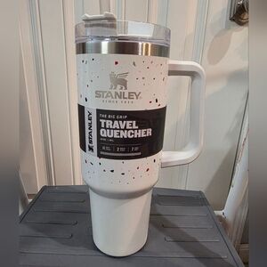Stanley Pearlescent Terazzo Quencher 40oz NWT